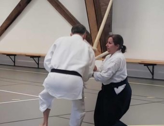 Kenjutsu - Sente tsukadaoshi